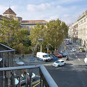 Апартаменты Estudiantes Balmes, Барселона