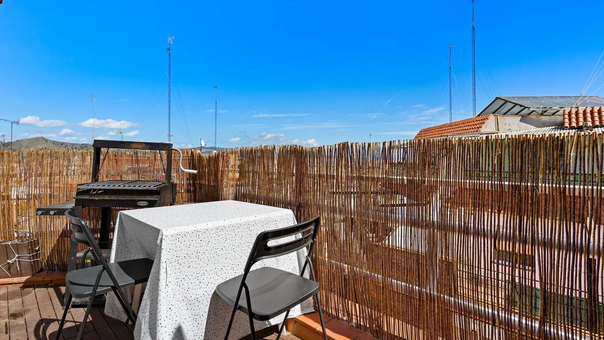 Charming 1Br With Terrace Near El Carmel Apartamento Barcelona 0*,  Espanha